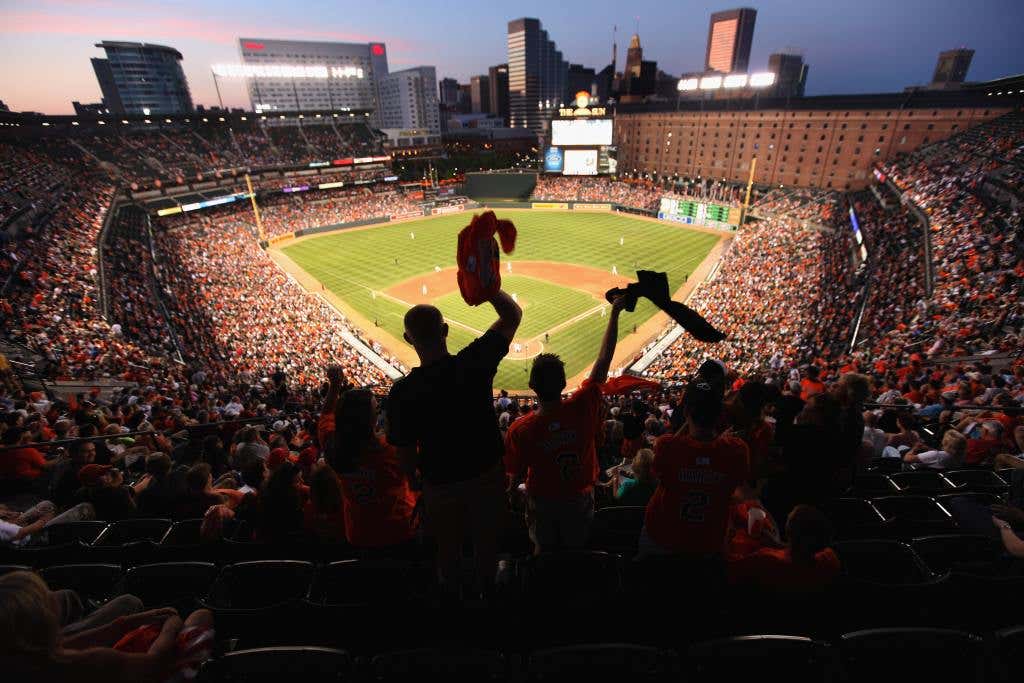 CAMDEN YARDS