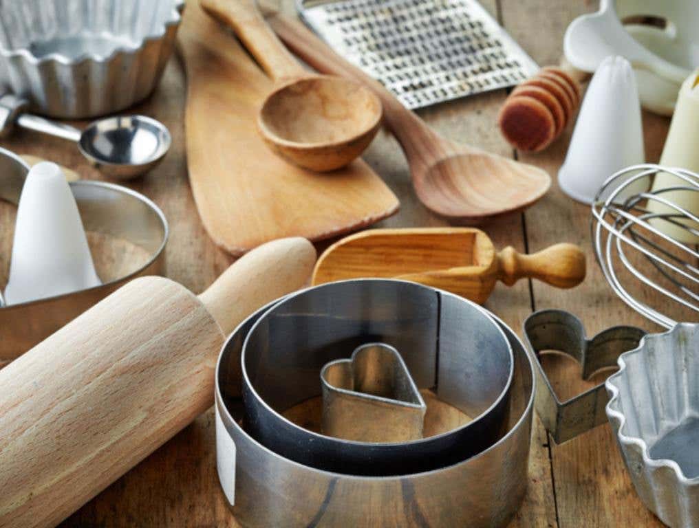 kitchen utensils on kitchen counter