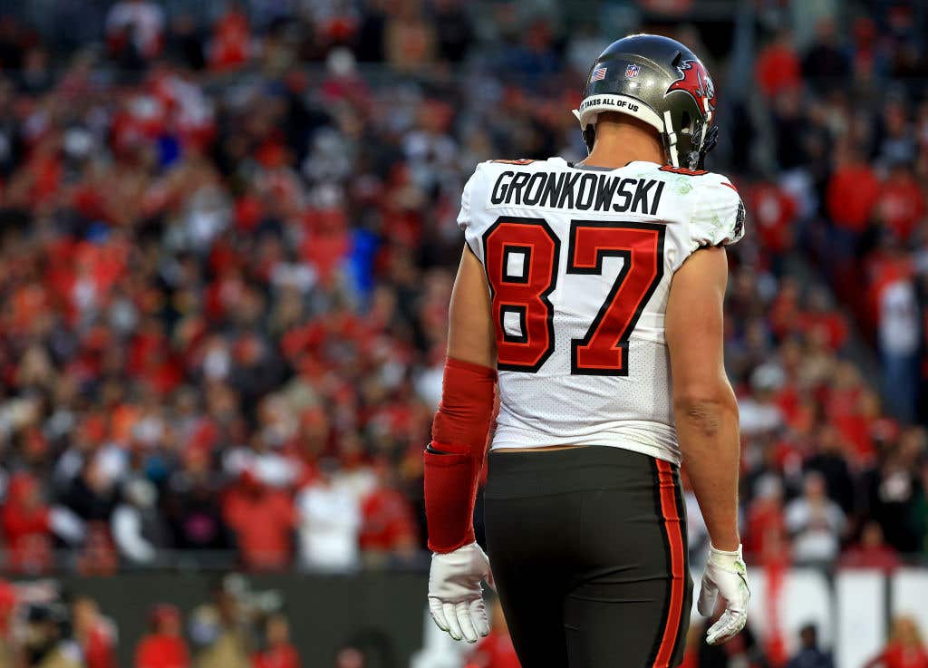 Bucs Move Fuels Rumor of a Gronk Return