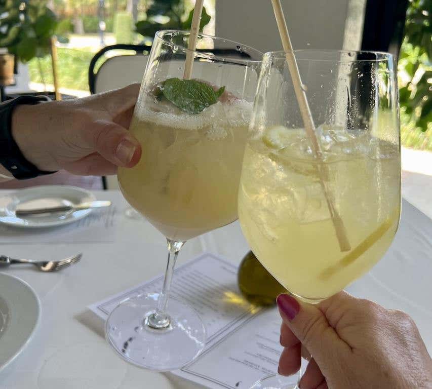 Best Sunday Brunch in Naples cocktails