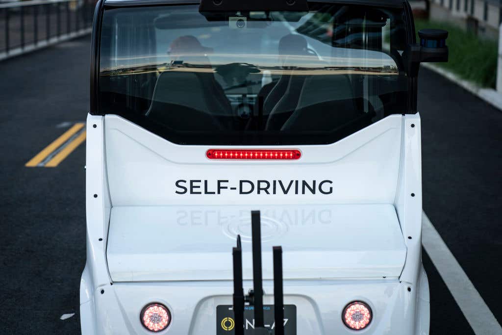 NYC Experiments With Autonomous self driving Shuttle On The Grounds Of Brooklyn Navy Yard