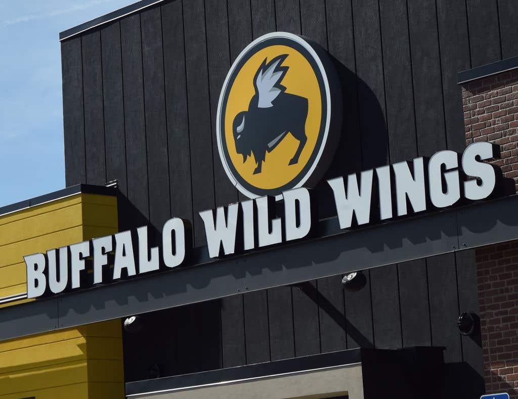 Buffalo Wild Wings exterior